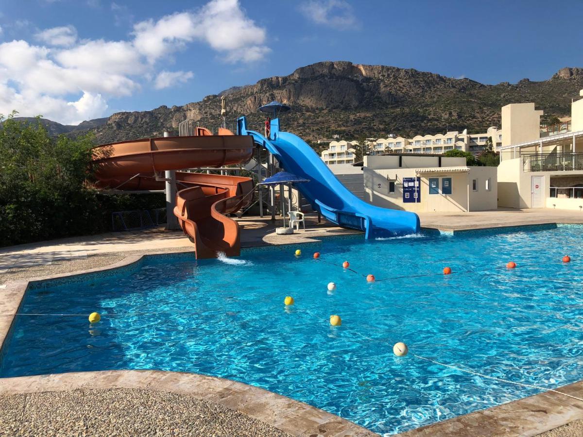 Mare Blue Hotel Ierápetra Exteriör bild