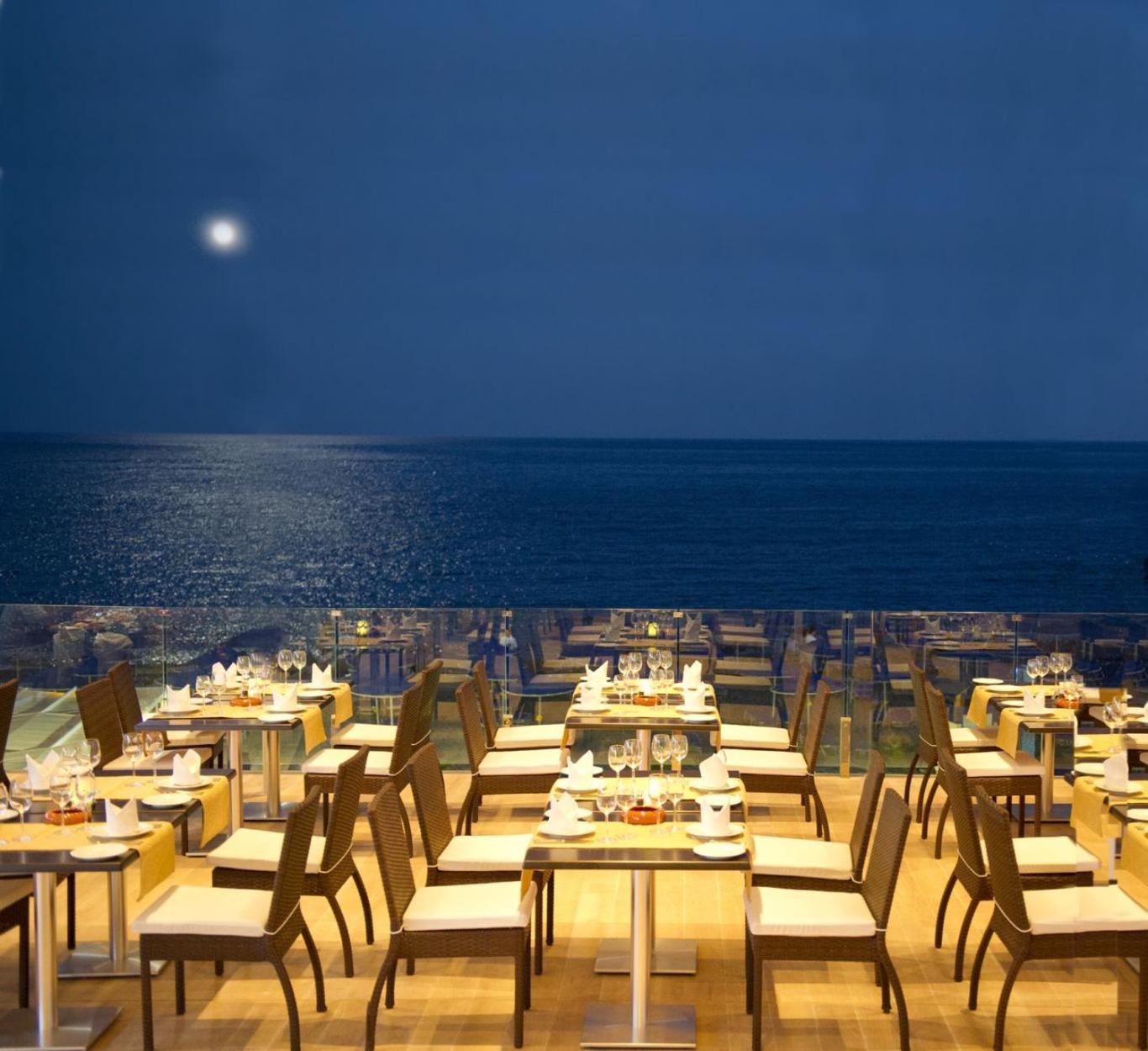 Mare Blue Hotel Ierápetra Exteriör bild