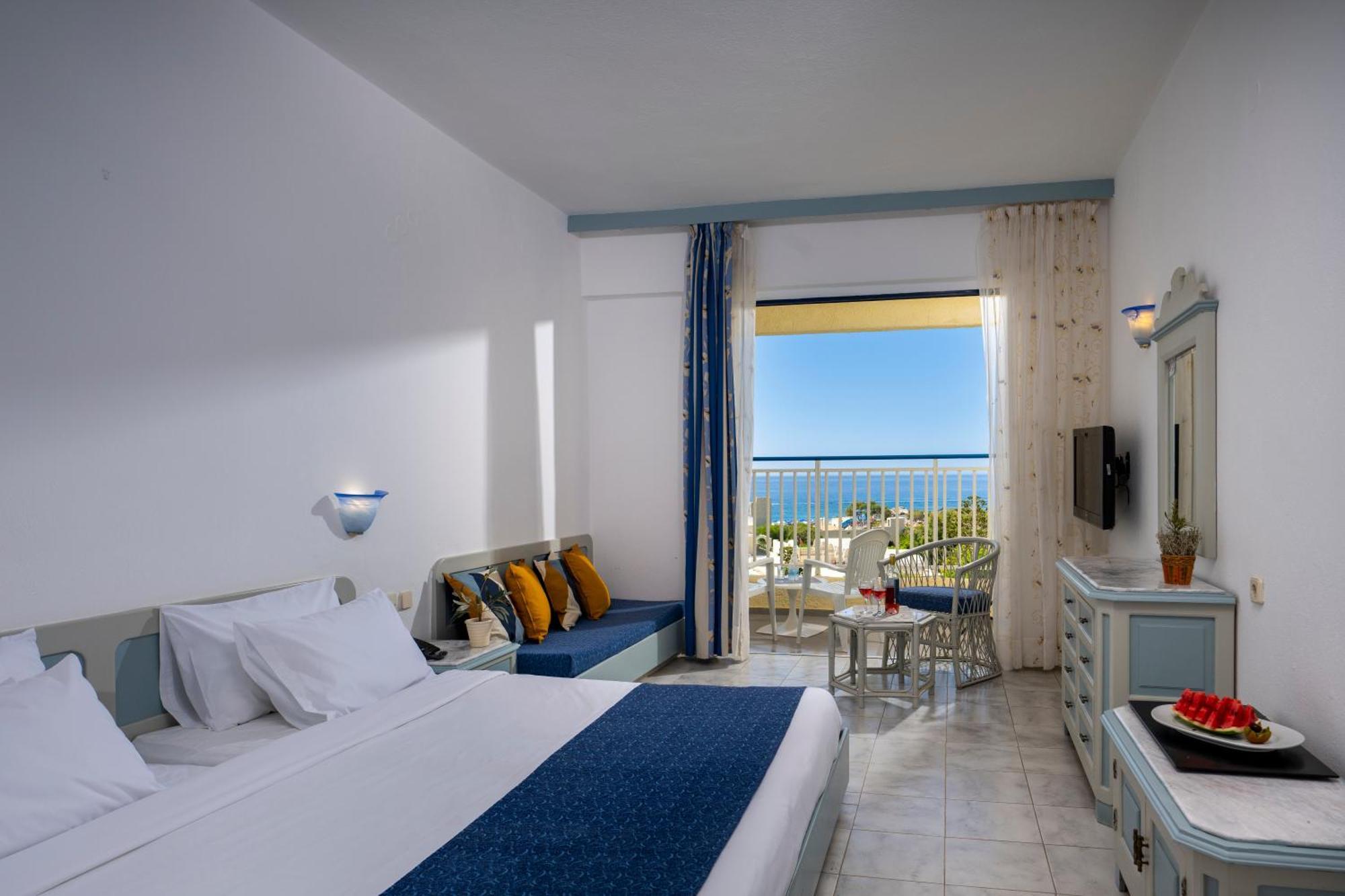 Mare Blue Hotel Ierápetra Exteriör bild